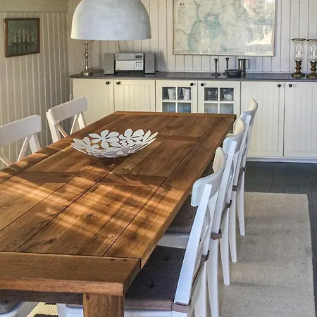 3 Bedroom Awesome In Strandby
