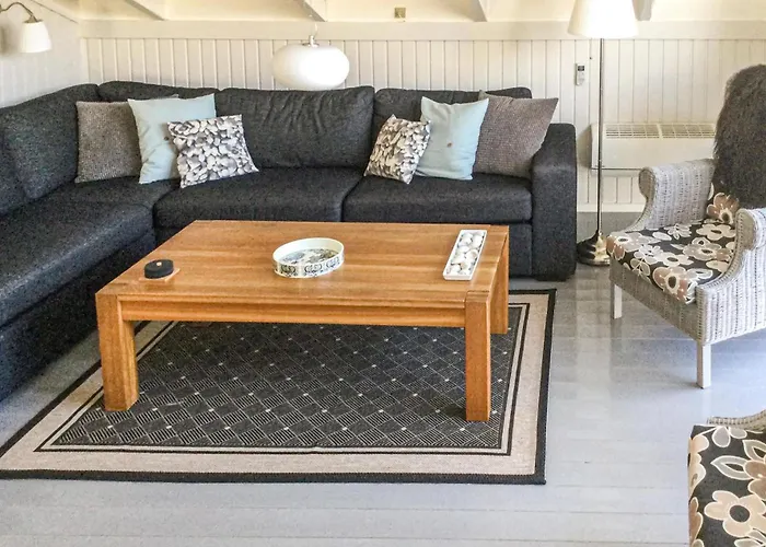 3 Bedroom Awesome In
